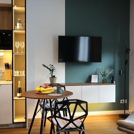 Apartament Zdziechowskiego With Parking And Ac, Mokotow Varsóvia Exterior foto